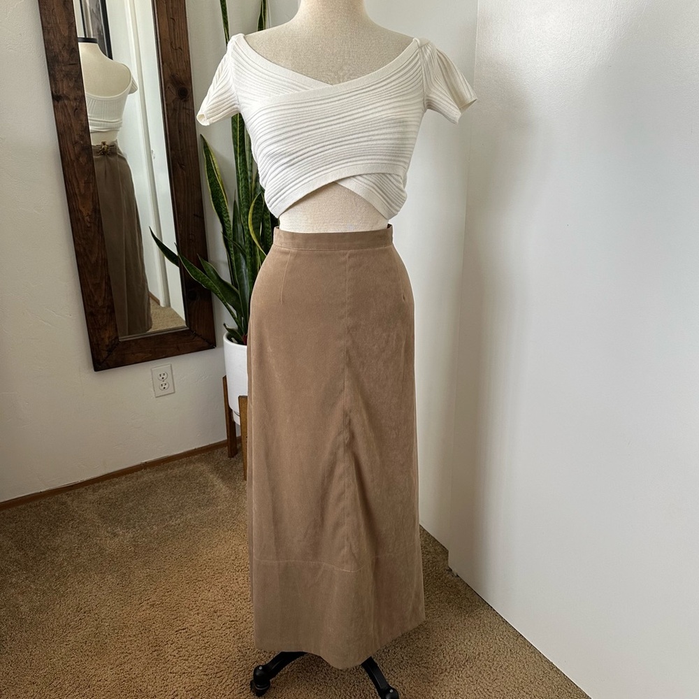 Elegant Tan Maxi Skirt